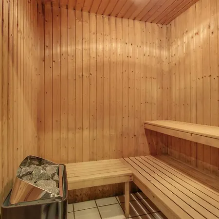 Jensen - 700m To The Fjord By Interhome Feriehus