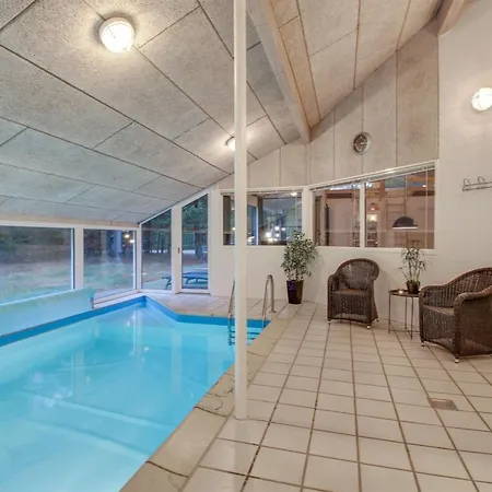 Jensen - 700m To The Fjord By Interhome *