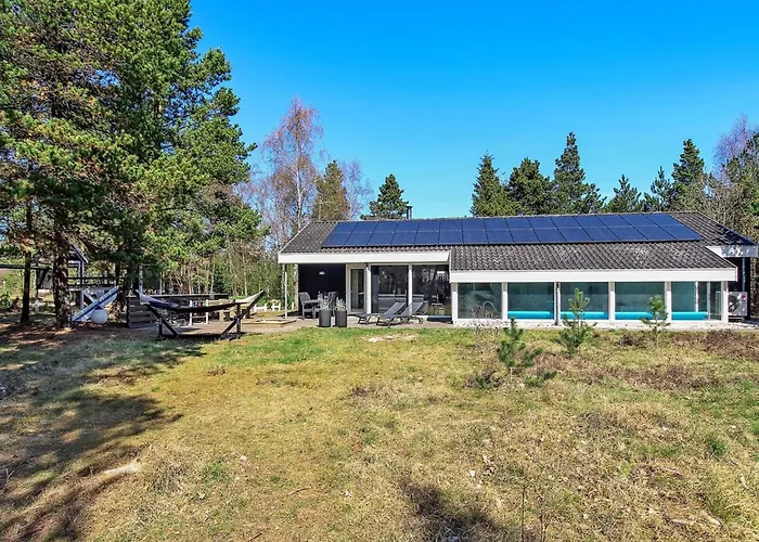 Jensen - 700m To The Fjord By Interhome *